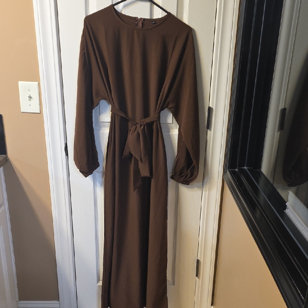 Brown Long-Sleeve Tie-Waist Maxi Dress